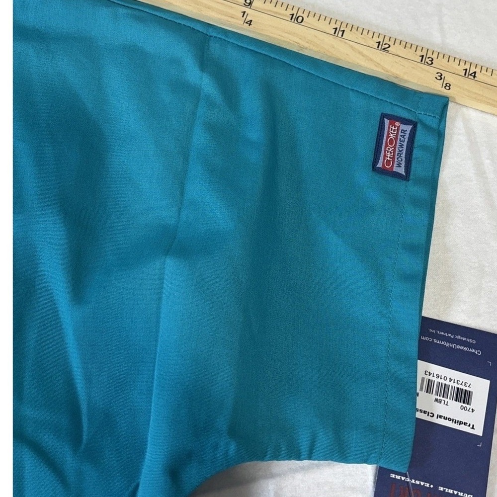 Cherokee Workwear 4700 V-Neck Scrub Top Teal Blue Medium TLBW New With Tags - Picture 9 of 9